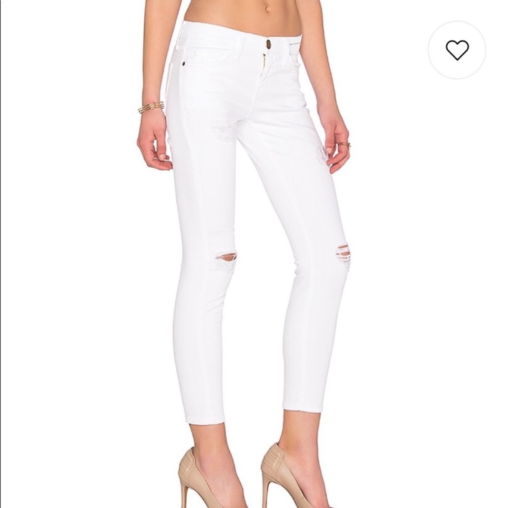 🆕💕CURRENT Beautiful NEW White Jeans💕🆕